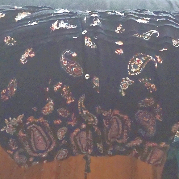 Medium Multicolor And Black Paisley Blouse Top - Picture 4 of 17